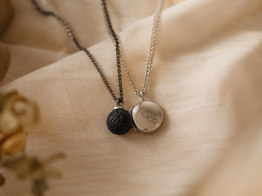 Collares difusores a juego para parejas: el regalo que lleváis los dos — imagen del artículo